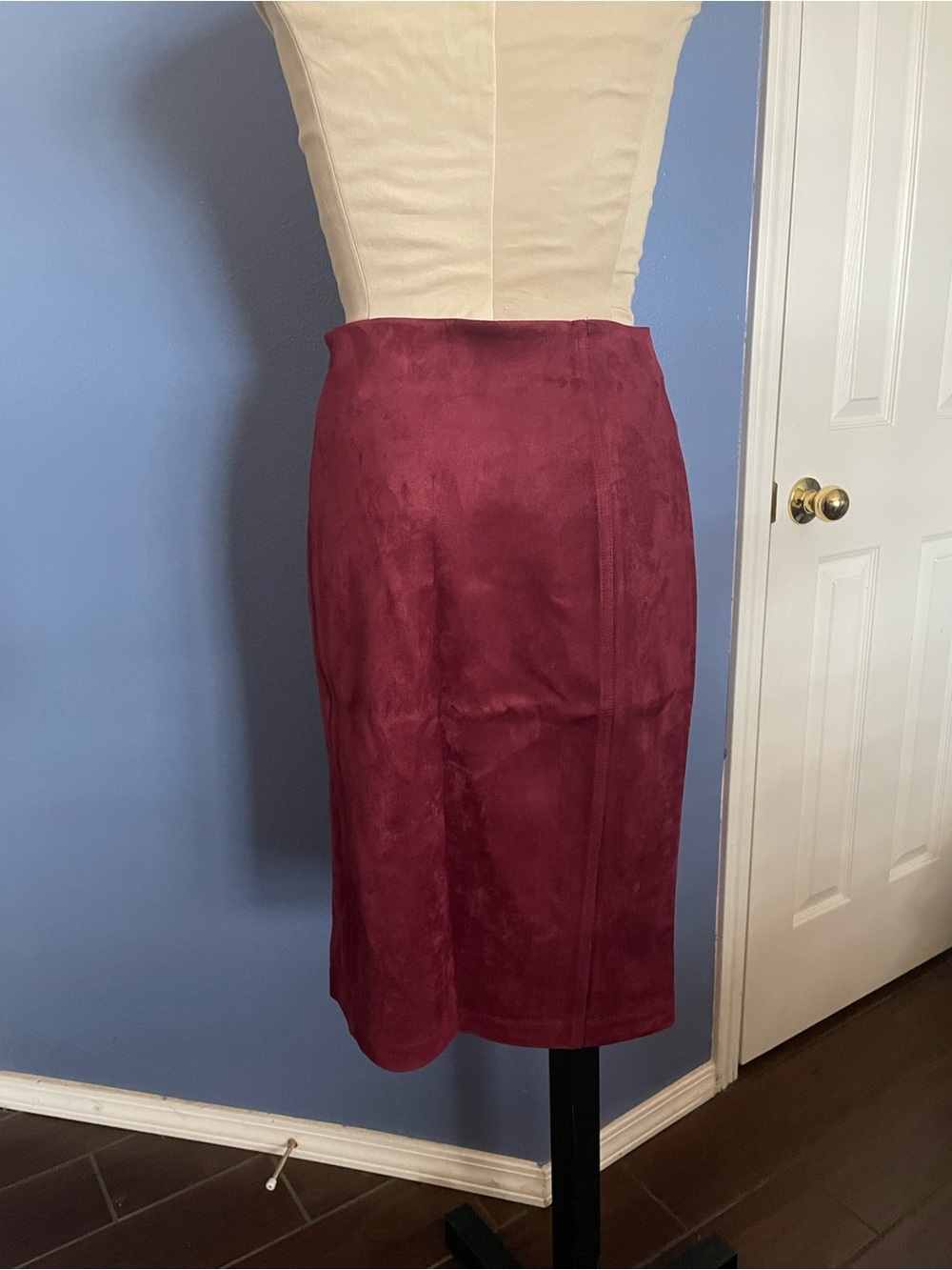 Ivanka Trump Burgundy Suede Pencil Skirt - Picture 4 of 8